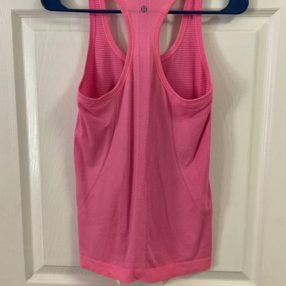 Lululemon swiftly Tech Racerback Tank top 2.0 - Picture 2 of 3